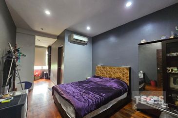 Jalan Anggerik 31/109B 