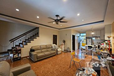 Jalan Anggerik 31/109B 