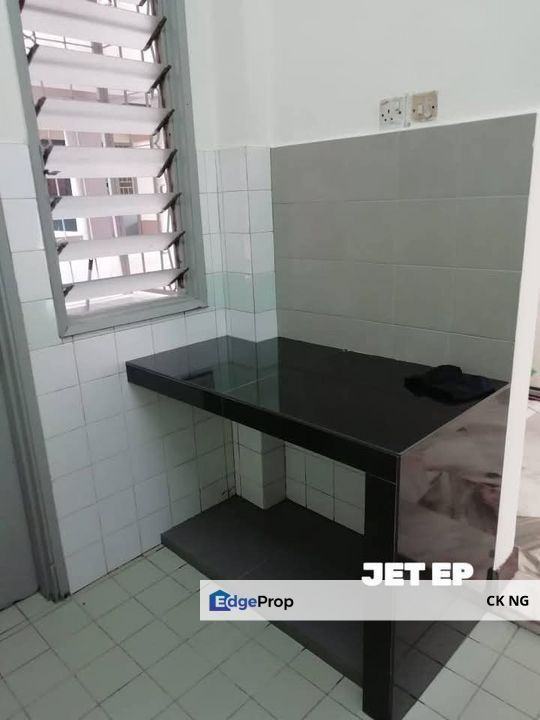 Pelangi Court Apartment Klang Parade Bandar Baru Klang, Selangor, Klang