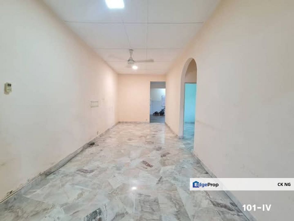 Corner House Jalan Gambus Klang Jaya 1Stry House Bandar Bukit Tinggi Klang, Selangor, Klang