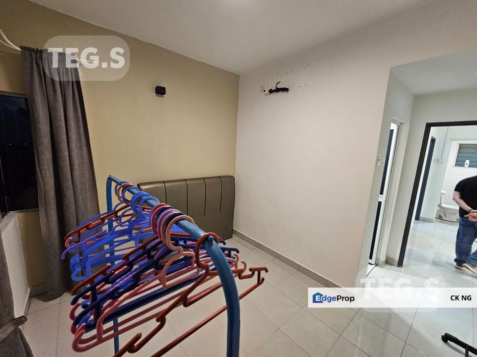 Renovated Kemuning Aman Apartment Seksyen 32 Shah Alam, Selangor, Shah Alam