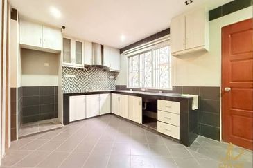 Jalan Setia Impian U13/5B