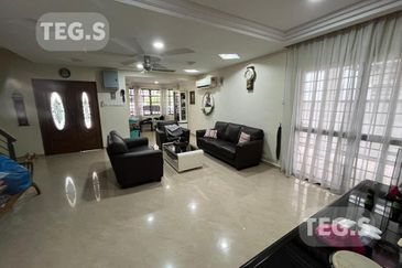 Anggerik Liparis, Kota Kemuning Double Storey Endlot House For Sale