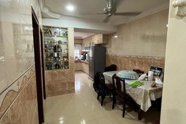 Anggerik Liparis, Kota Kemuning Double Storey Endlot House For Sale
