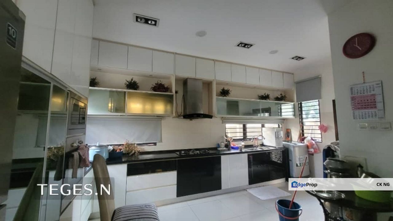 DOUBLE STOREY BUNGALOW FOR SALE Taman Aman Perdana, Klang, Selangor, Klang