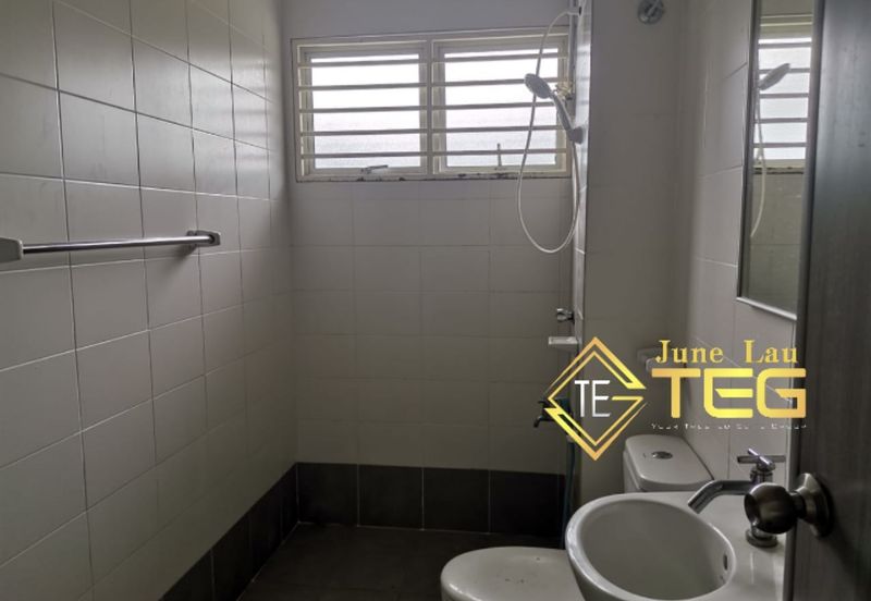 Saron @Bandar Bukit Raja