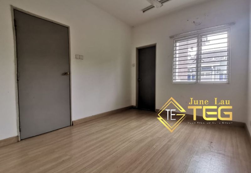 Saron @Bandar Bukit Raja