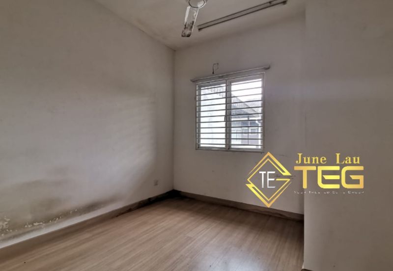 Saron @Bandar Bukit Raja