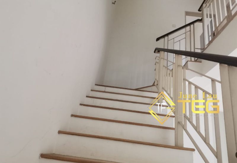 Saron @Bandar Bukit Raja