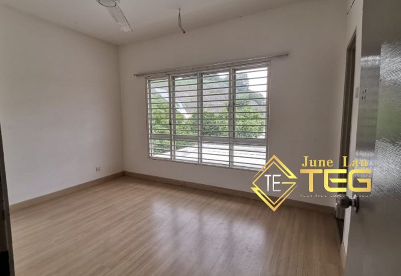 Saron @Bandar Bukit Raja