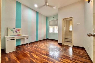 2 Storey 24X75 Kemuning Bayu @ Kota Kemuning House Sale