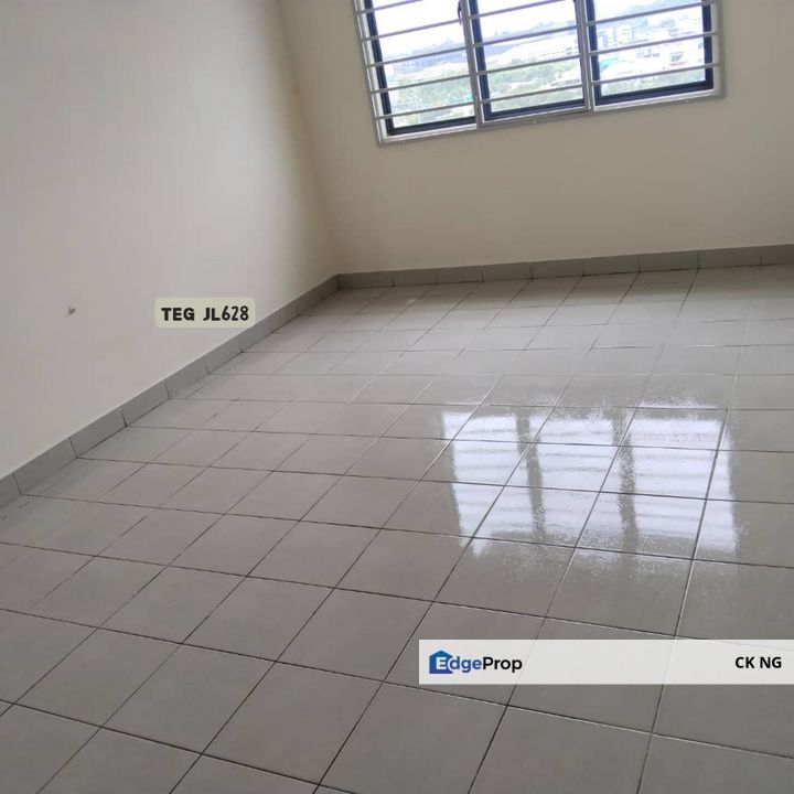 Seruling Apartment Bandar Bukit Raja Klang, Selangor, Klang