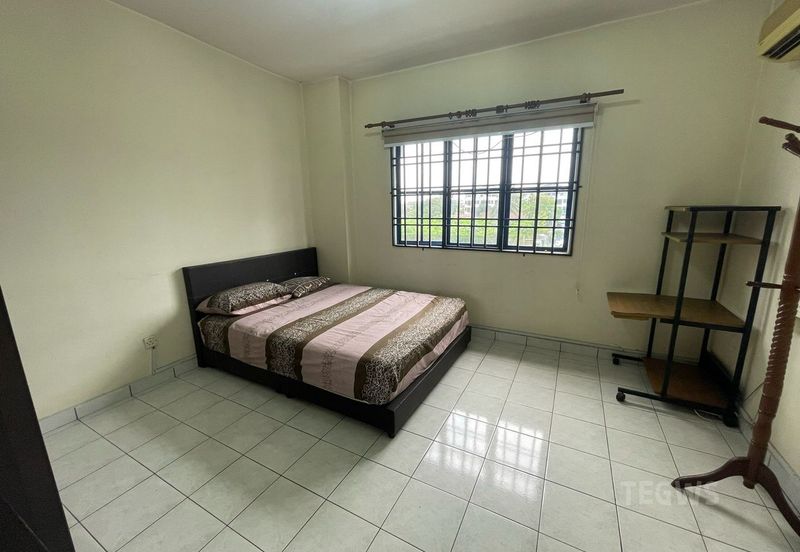 Flat Kelompok Camar (Port Klang)