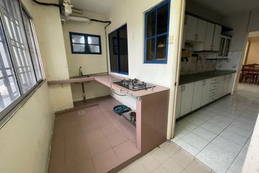 Flat Kelompok Camar (Port Klang)