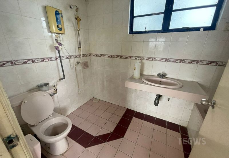 Flat Kelompok Camar (Port Klang)