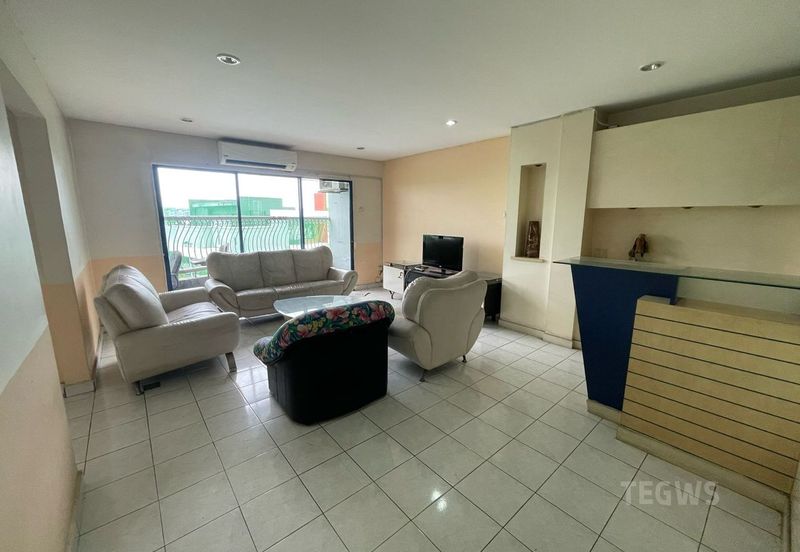 Flat Kelompok Camar (Port Klang)