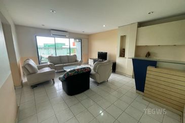 Flat Kelompok Camar (Port Klang)