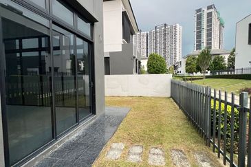 Dremien @ Eco Ardence