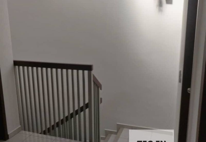 Jalan Setia Permai U13/42M