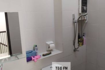 Jalan Setia Permai U13/42M