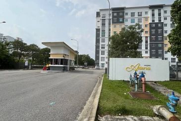 Asteria Apartment @ Bandar ParkLand