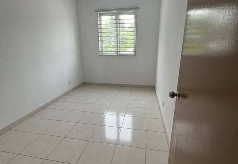 Asteria Apartment @ Bandar ParkLand