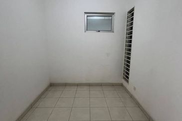 Asteria Apartment @ Bandar ParkLand