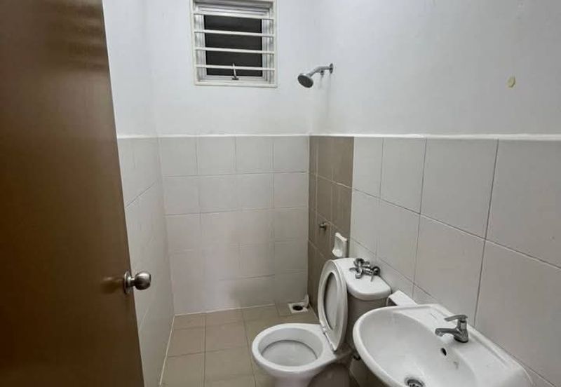 Asteria Apartment @ Bandar ParkLand