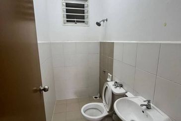 Asteria Apartment @ Bandar ParkLand