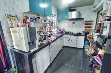 Jalan Setia Permai U13/42M