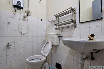 Taman Tepi Sungai ( Taman Teluk Pulai Indah )