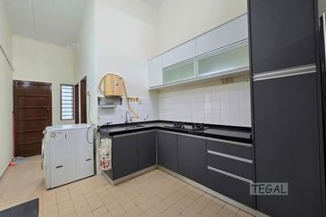 Taman Tepi Sungai ( Taman Teluk Pulai Indah )