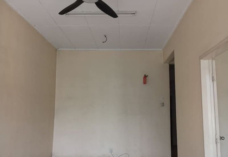 Jalan Makyong, Bandar Bukit Raja