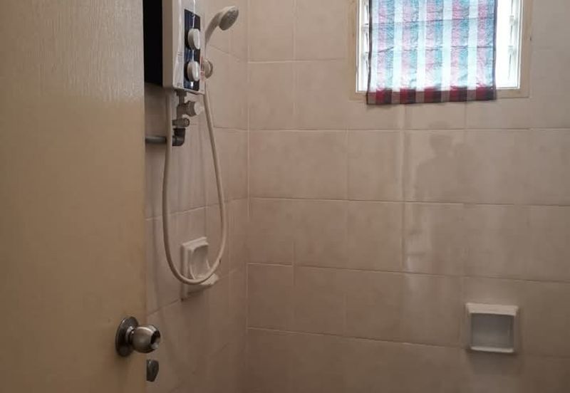 Jalan Makyong, Bandar Bukit Raja