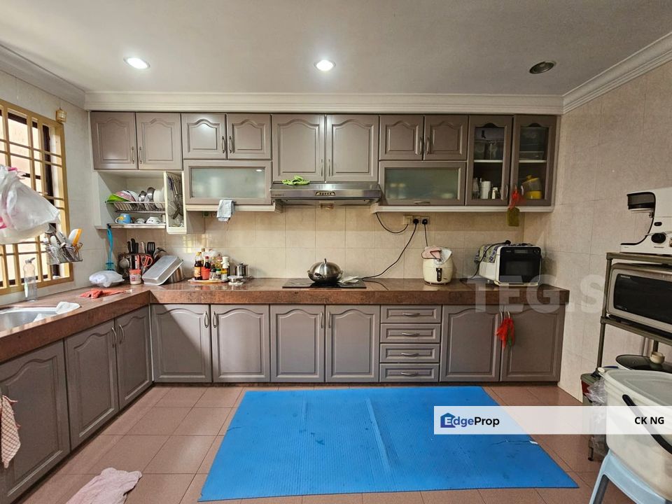 Double Storey House Anggerik Liparis, Kota Kemuning For Sale, Selangor, Kota Kemuning