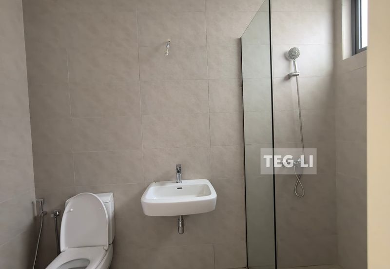 Broadleaf Residences, Hometree