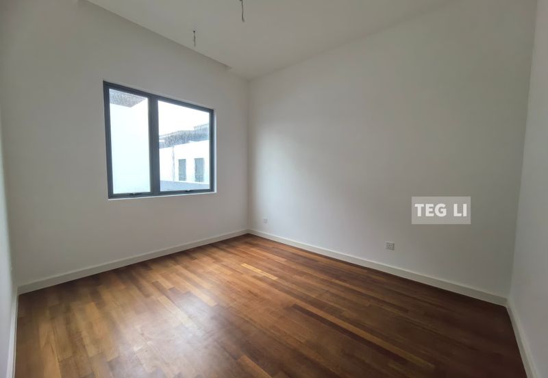 Broadleaf Residences, Hometree