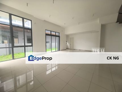  3 Storey Semi-D Broadleaf Residence, Kota Kemuning, Selangor, Kota Kemuning