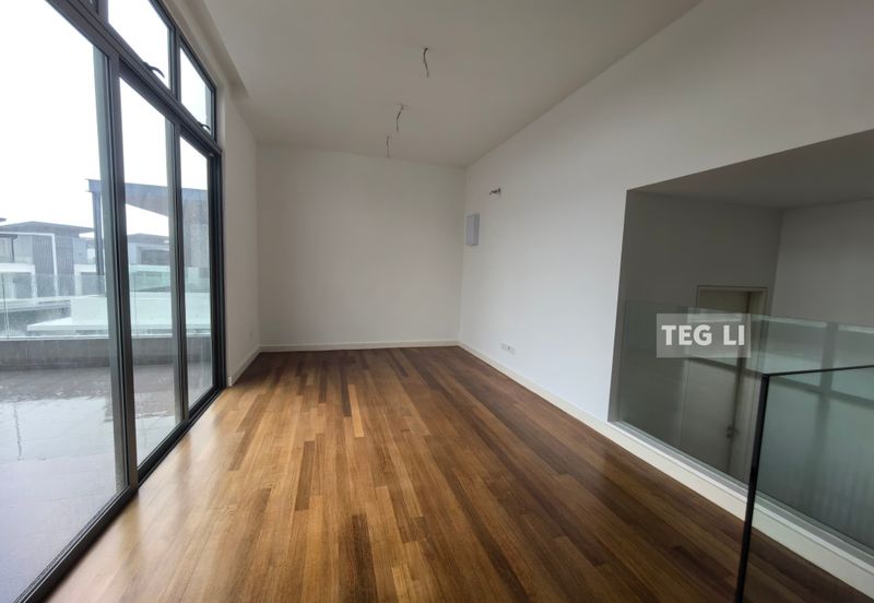 Broadleaf Residences, Hometree