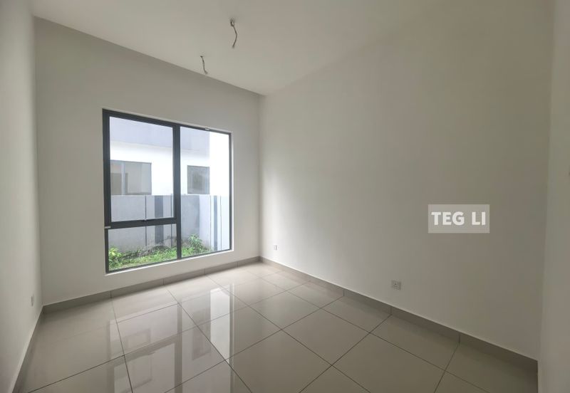 Broadleaf Residences, Hometree