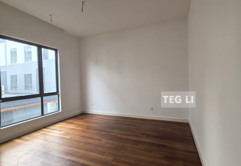 Broadleaf Residences, Hometree