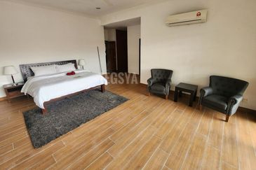 IOI Beverly Row @ IOI Resort City