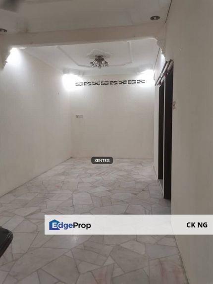 Extended unit Yusoh Shabuddin Taman Sentosa Klang Single Storey House 20x65, Selangor, Klang