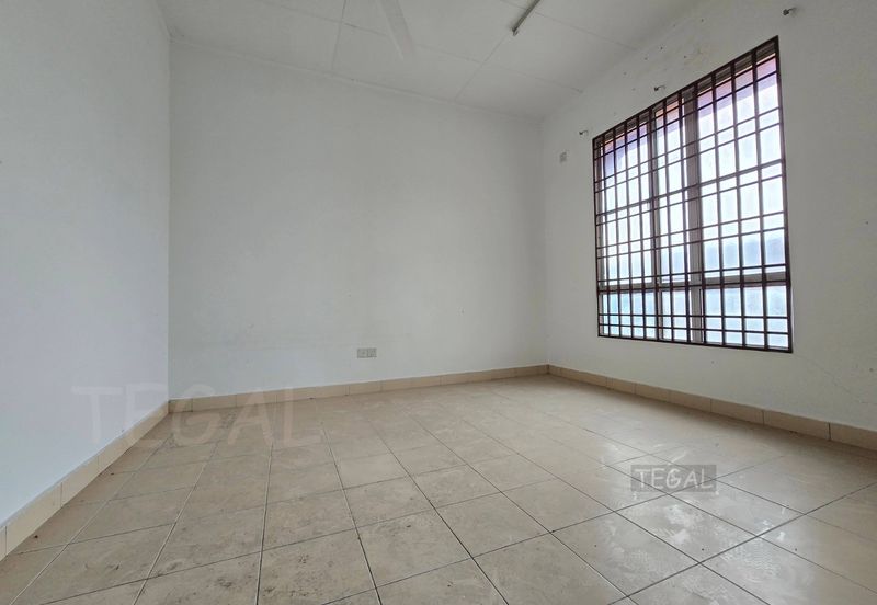 Jalan Makyong, Bandar Bukit Raja