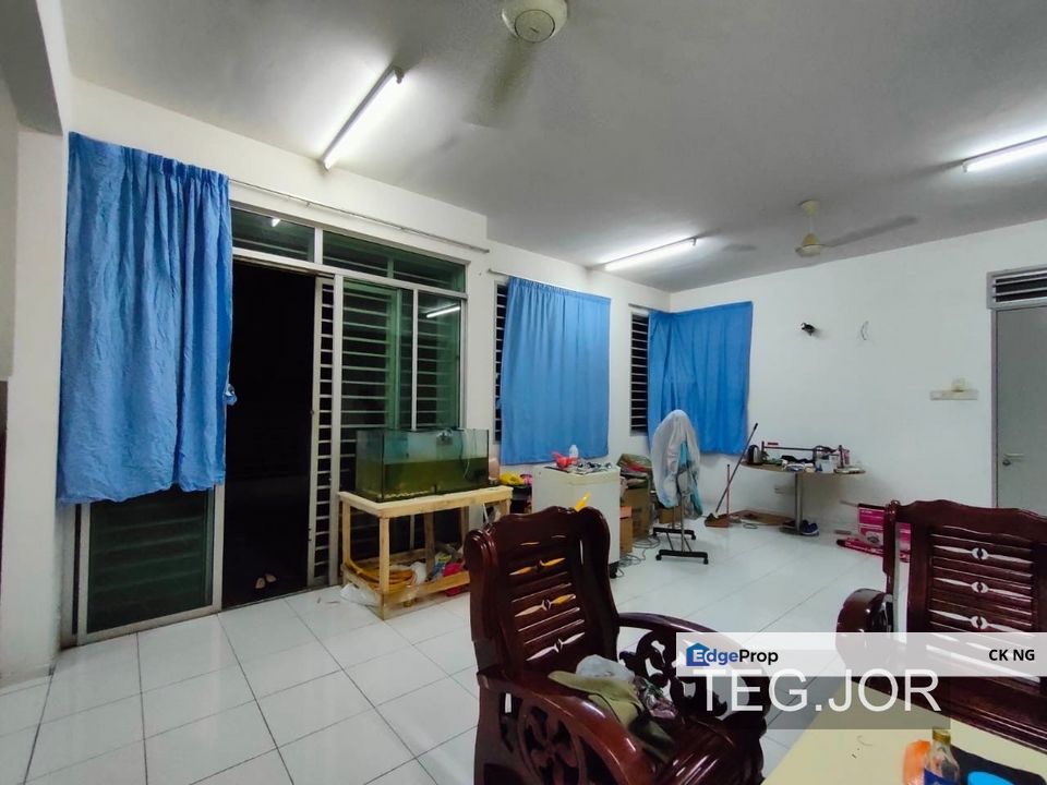 Below Market Endlot 34x65 Petunia Bandar Bukit Raja Double Storey House, Selangor, Klang