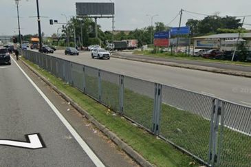 Persiaran Raja Muda Musa, Pelabuhan Klang