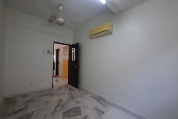 Daisy, Bandar Bukit Raja