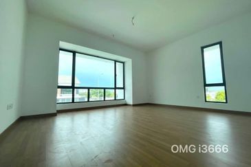 ATHIRA, Bandar Bukit Raja