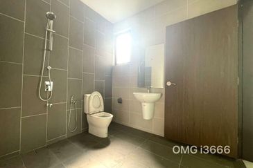 ATHIRA, Bandar Bukit Raja