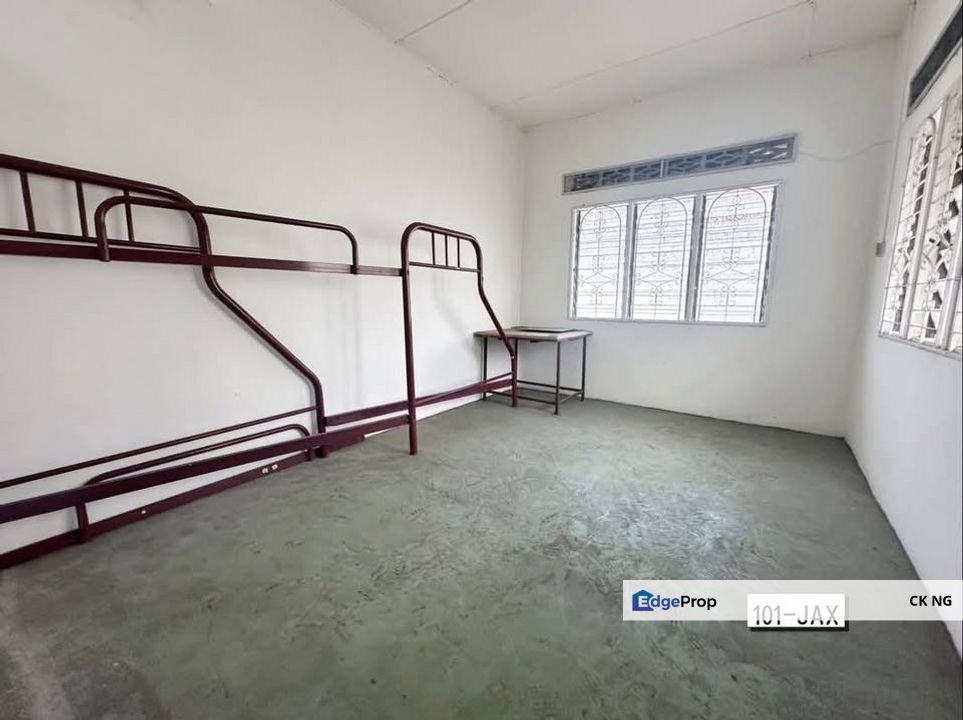Jalan Meru Klang (Nearby Klang Parade)  Double Storey Terrace House For Sale, Selangor, Klang